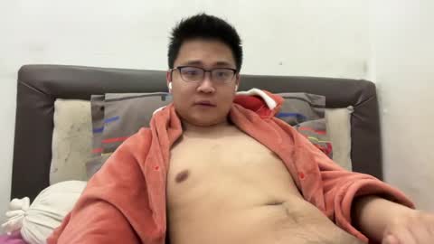 randomnaut online show from May 2026 06:59:01 PM