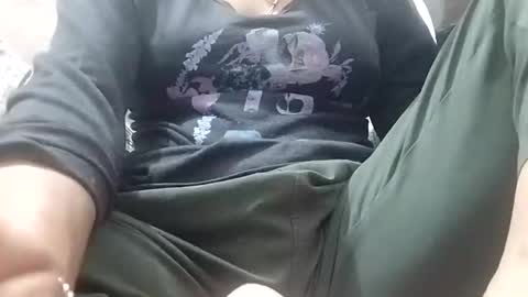 Snapshot of rava_sexy chatting on October 2025 01:34:02 PM rava_sexy online show from October 2025 01:34:02 PM