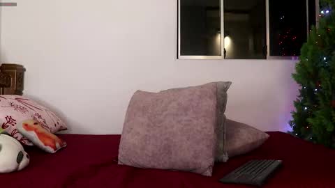 Raven online show from December 2025 01:02:02 AM