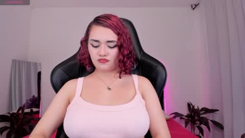 Snapshot of raven__white1 chatting on January 2025 12:46:01 AM Raven online show from January 2025 12:46:01 AM