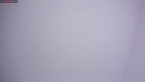 Snapshot of raven__white1 chatting on February 2025 01:43:02 AM Raven online show from February 2025 01:43:02 AM