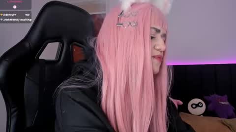 Snapshot of raven__white1 chatting on February 2025 02:40:01 AM Raven online show from February 2025 02:40:01 AM