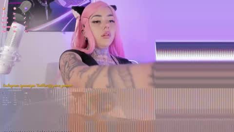 Snapshot of raven_sakura chatting on November 2025 02:39:01 PM . online show from November 2025 02:39:01 PM