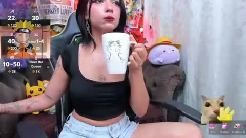 Snapshot of ravenn_20 chatting on July 2026 11:37:02 AM RavenN online show from July 2026 11:37:02 AM