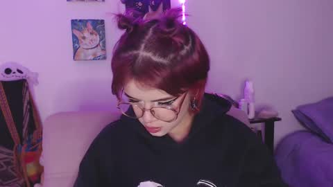 raventh_ online show from February 2025 05:37:01 AM