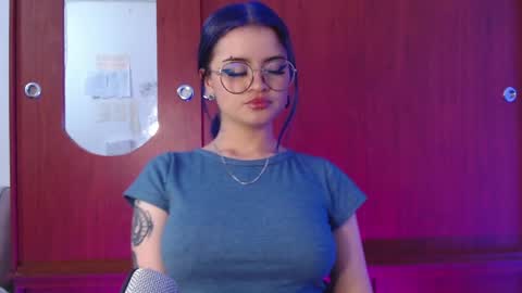 Snapshot of raventh_ chatting on April 2026 12:41:01 PM raventh_ online show from April 2026 12:41:01 PM