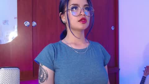 Snapshot of raventh_ chatting on April 2026 01:41:02 PM raventh_ online show from April 2026 01:41:02 PM