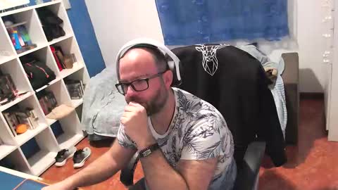 ravingr3d3 online show from February 2026 12:55:01 AM