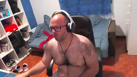 ravingr3d3 online show from May 2026 10:58:01 PM
