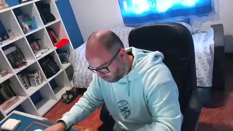 ravingr3d3 online show from May 2026 08:09:01 AM