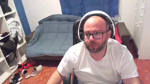 ravingr3d3 online show from May 2026 09:21:01 PM