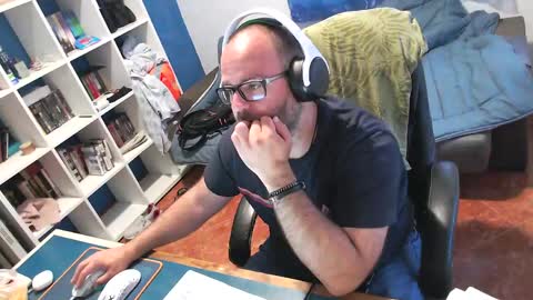 ravingr3d3 online show from May 2026 01:17:02 PM