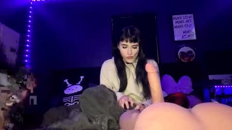 Ravyn and Nyx online show from December 2025 03:35:01 AM