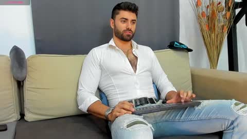 Adam online show from December 2024 05:15:01 AM