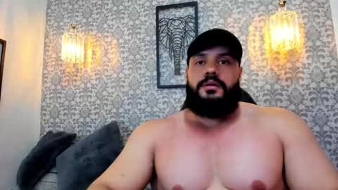 Snapshot of rawmathews chatting on September 2025 01:41:02 AM rawmathews online show from September 2025 01:41:02 AM