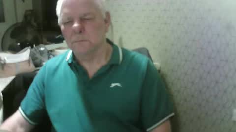 Snapshot of ray47 chatting on September 2025 10:31:02 PM ray47 online show from September 2025 10:31:02 PM