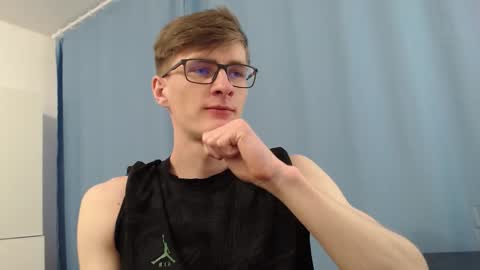 Snapshot of ray_booy chatting on September 2025 02:11:01 PM Ray Booy online show from September 2025 02:11:01 PM