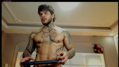 Ray Coopers online show from November 2025 03:26:02 AM