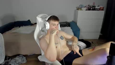 Ray online show from October 2025 09:47:02 PM