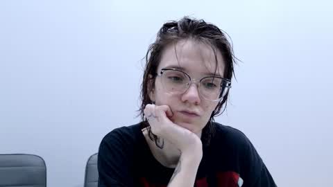 Ray-Ray online show from February 2026 03:01:01 PM