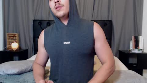 Snapshot of ray_weed chatting on February 2025 01:38:01 AM Ray online show from February 2025 01:38:01 AM