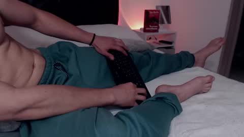 Snapshot of ray_weed chatting on October 2025 09:34:01 PM Ray online show from October 2025 09:34:01 PM