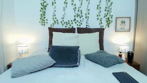 Snapshot of ray_weed chatting on October 2025 11:18:01 PM Ray online show from October 2025 11:18:01 PM