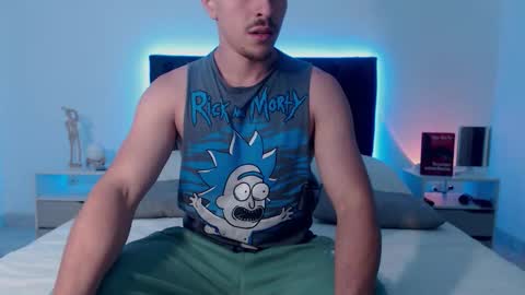 Snapshot of ray_weed chatting on November 2025 12:30:01 AM Ray online show from November 2025 12:30:01 AM