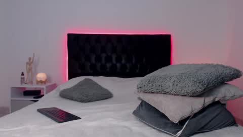 Snapshot of ray_weed chatting on November 2025 11:37:01 PM Ray online show from November 2025 11:37:01 PM