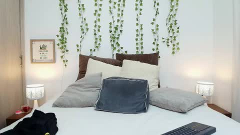 Snapshot of ray_weed chatting on December 2025 01:10:01 AM Ray online show from December 2025 01:10:01 AM