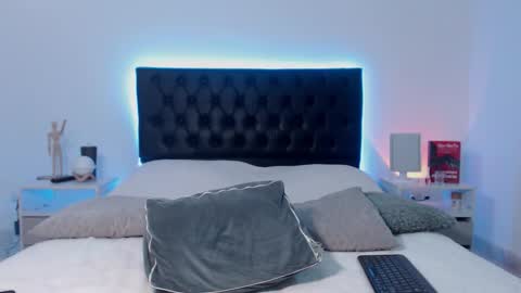 Snapshot of ray_weed chatting on December 2025 11:54:01 PM Ray online show from December 2025 11:54:01 PM