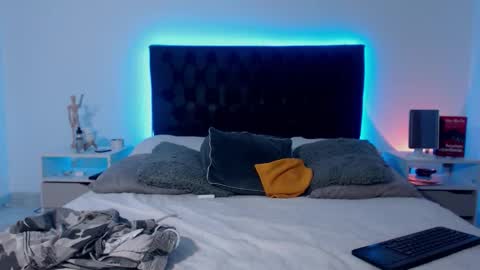 Snapshot of ray_weed chatting on December 2025 12:40:01 AM Ray online show from December 2025 12:40:01 AM