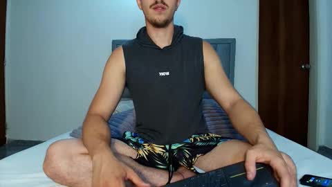 Snapshot of ray_weed chatting on March 2026 01:42:01 AM Ray online show from March 2026 01:42:01 AM