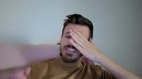 Snapshot of rayann27 chatting on November 2025 02:30:01 PM rayan online show from November 2025 02:30:01 PM