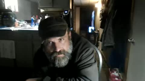 raybob252000 online show from November 2025 04:58:02 AM