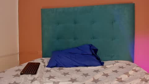 Ray  online show from December 2024 04:00:01 AM