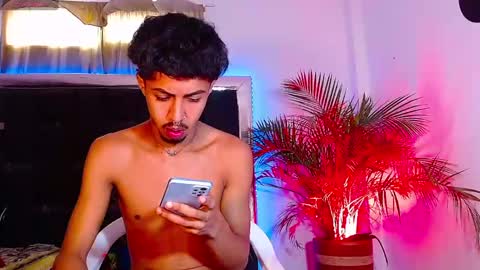 Snapshot of raydevil_ chatting on January 2025 06:20:02 PM Rayn online show from January 2025 06:20:02 PM