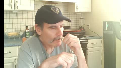 Ray online show from April 2026 07:38:02 PM