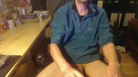 Snapshot of raymann8 chatting on February 2026 01:40:01 PM Ray online show from February 2026 01:40:01 PM