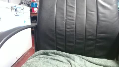 Snapshot of raysmith77777777 chatting on December 2024 01:59:02 PM Ray online show from December 2024 01:59:02 PM