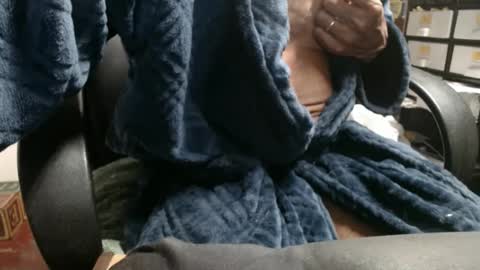 Snapshot of raysmith77777777 chatting on January 2025 02:43:02 AM Ray online show from January 2025 02:43:02 AM