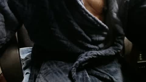 Snapshot of raysmith77777777 chatting on November 2025 12:24:01 AM Ray online show from November 2025 12:24:01 AM