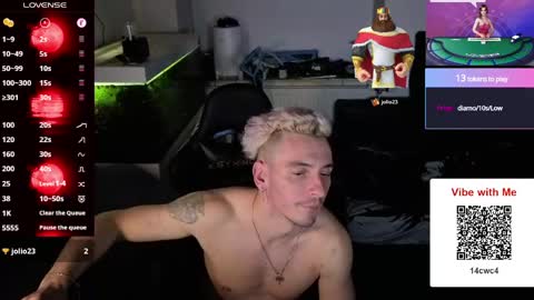 Rayzel online show from May 2026 10:41:02 PM
