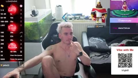Rayzel online show from May 2026 12:12:01 PM