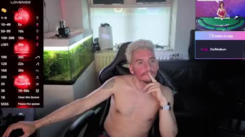 Rayzel online show from June 2026 06:50:01 PM