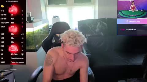 Rayzel White online show from June 2026 04:32:01 PM