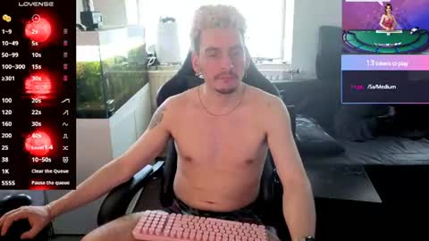 Rayzel White online show from June 2026 10:59:02 AM