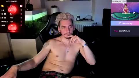 Rayzel White online show from June 2026 11:05:01 PM