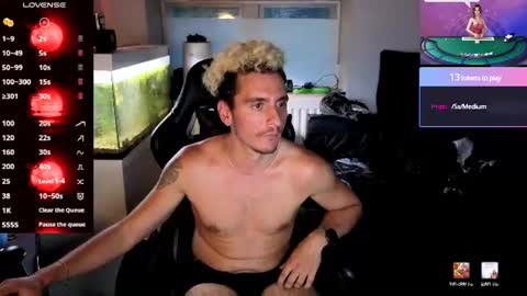 Rayzel White online show from August 2026 07:45:02 PM