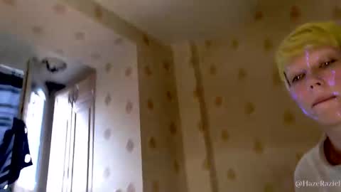  Yrriel Strife Candy-Demon Caveboy mr. Cringe   online show from September 2025 05:20:02 AM